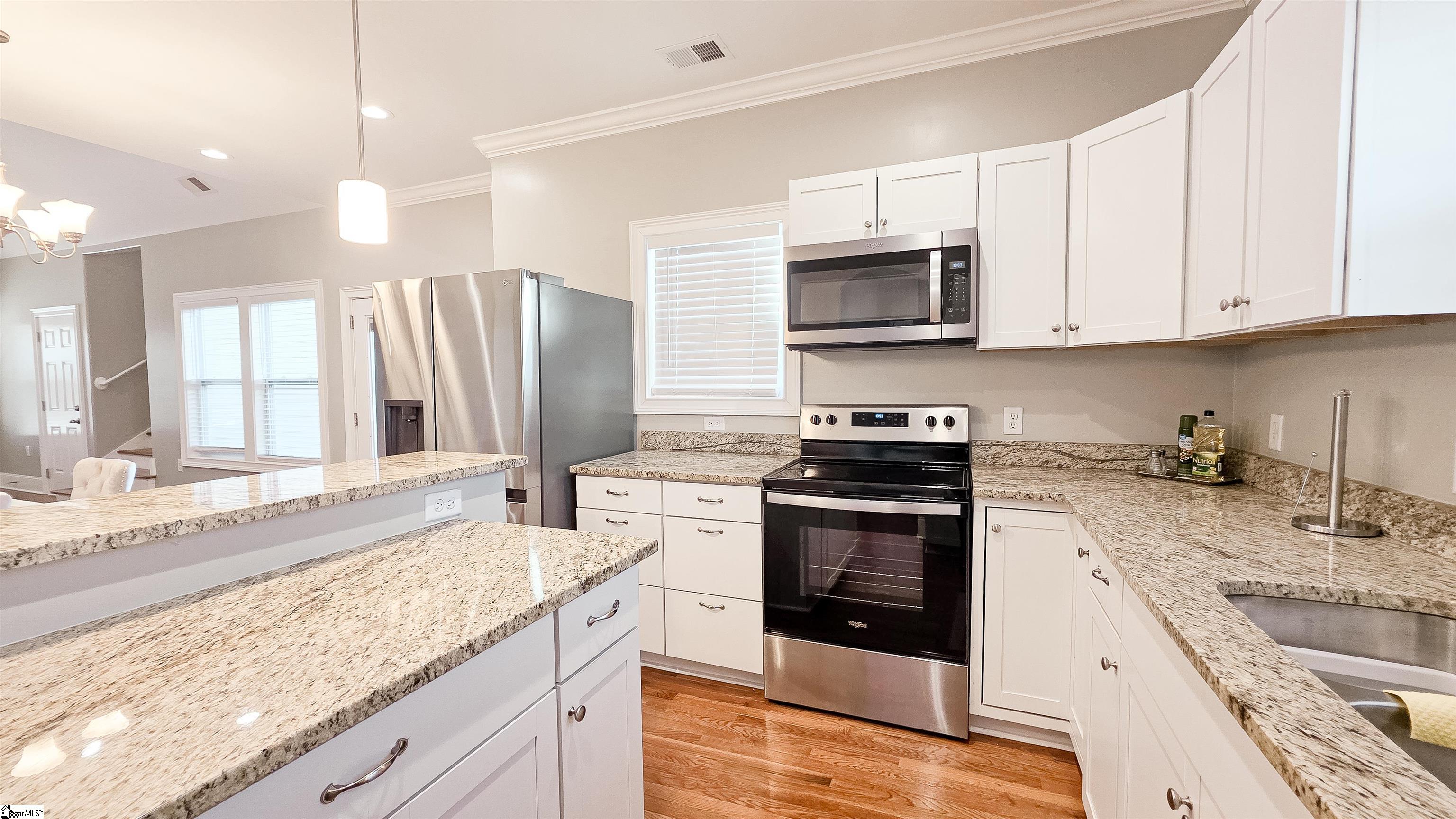 843 St Mark Road Taylors, SC 29687 - Photo 13 of 36