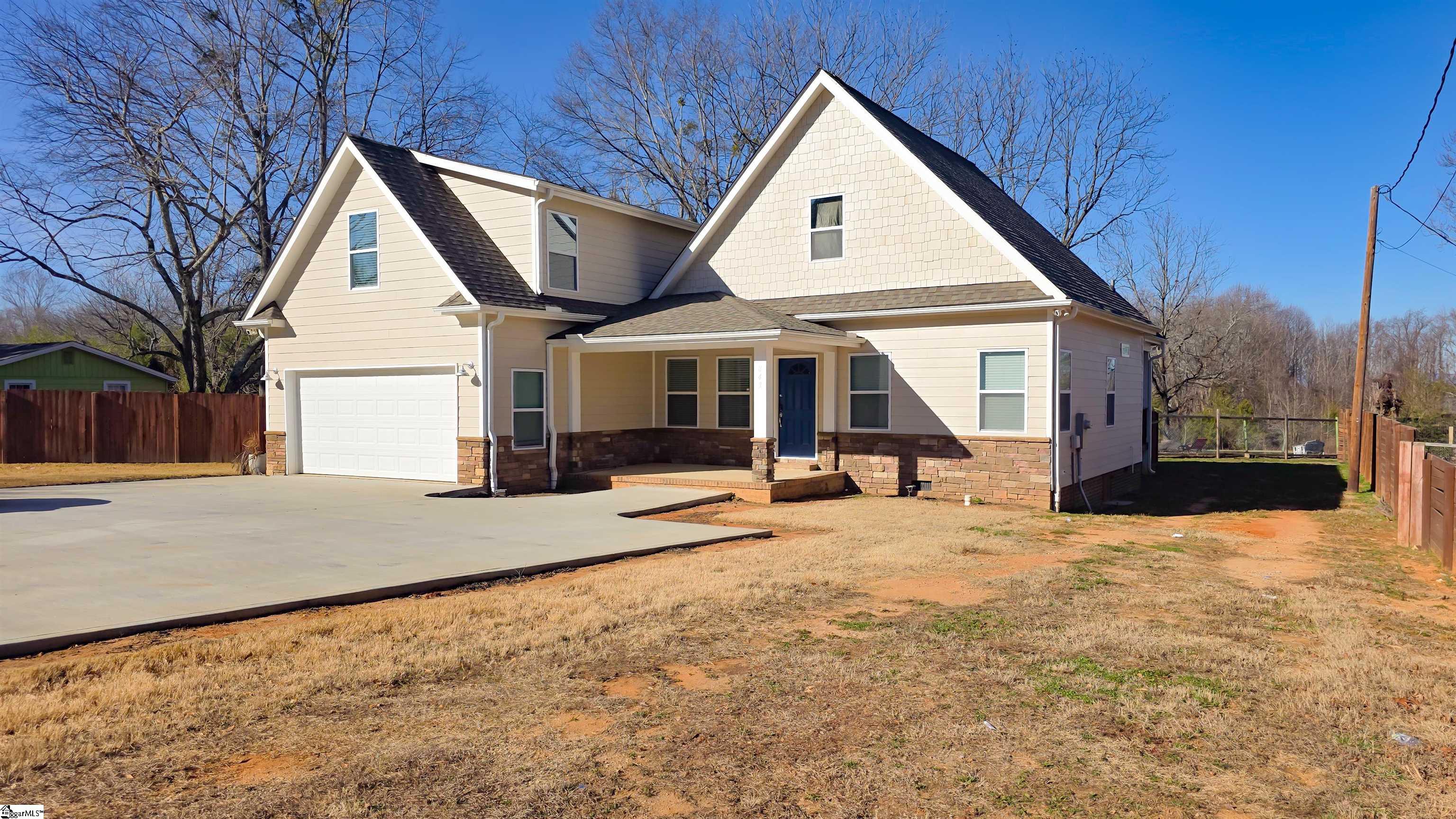 843 St Mark Road Taylors, SC 29687 - Photo 2 of 36