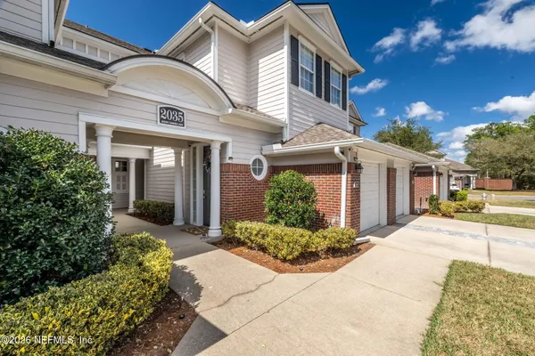 $340,000 | 2035 Secret Garden Lane, Unit 506, Fleming Island, FL 32003