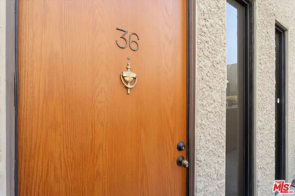 $835,000 | 484 East California Boulevard, Unit 36, Pasadena, CA 91106