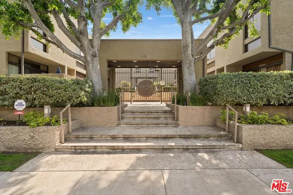 $835,000 | 484 East California Boulevard, Unit 36, Pasadena, CA 91106