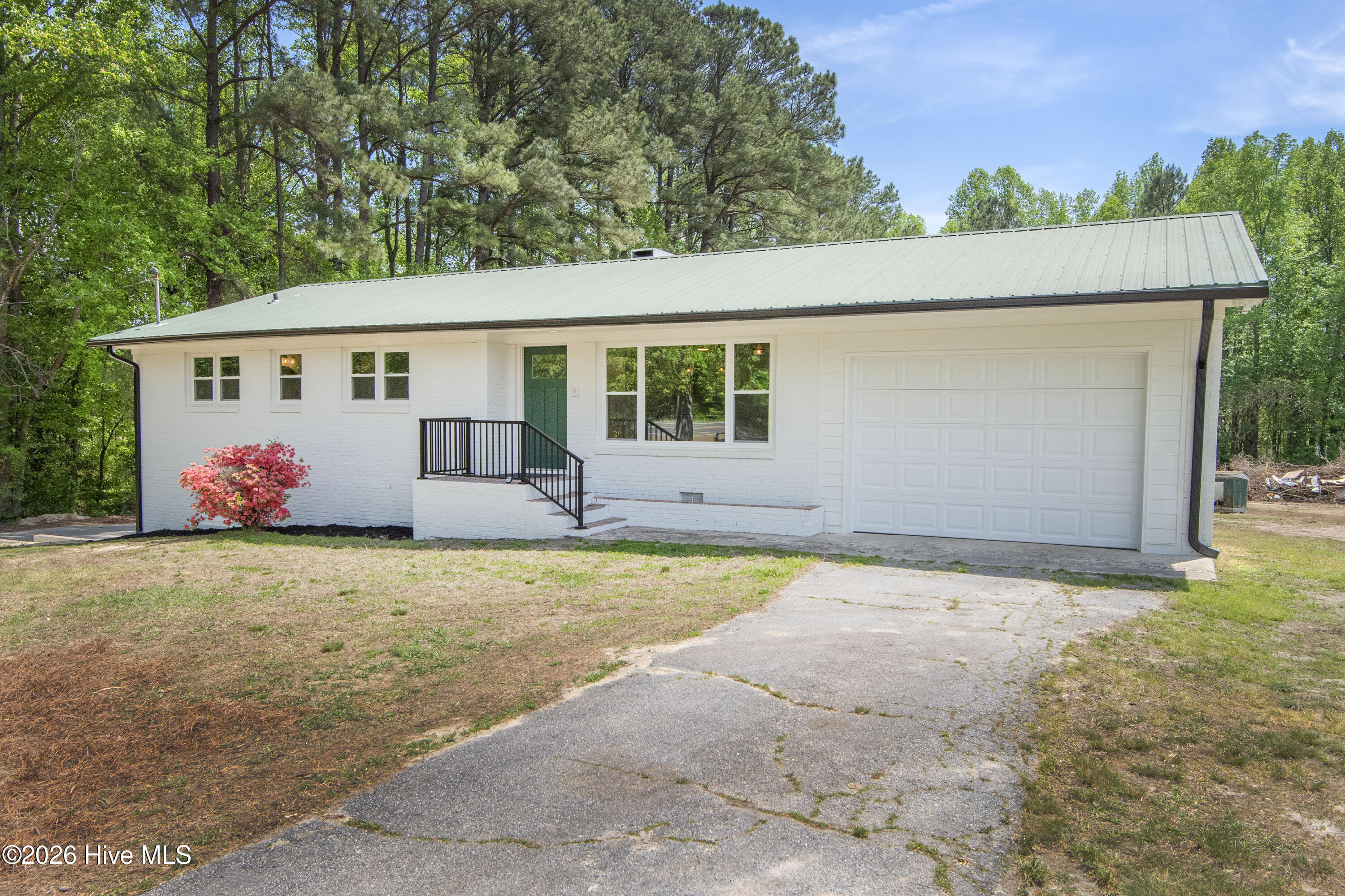 501 Gay Road Zebulon, NC 27597 - Photo 4 of 42 501 Gay Rd