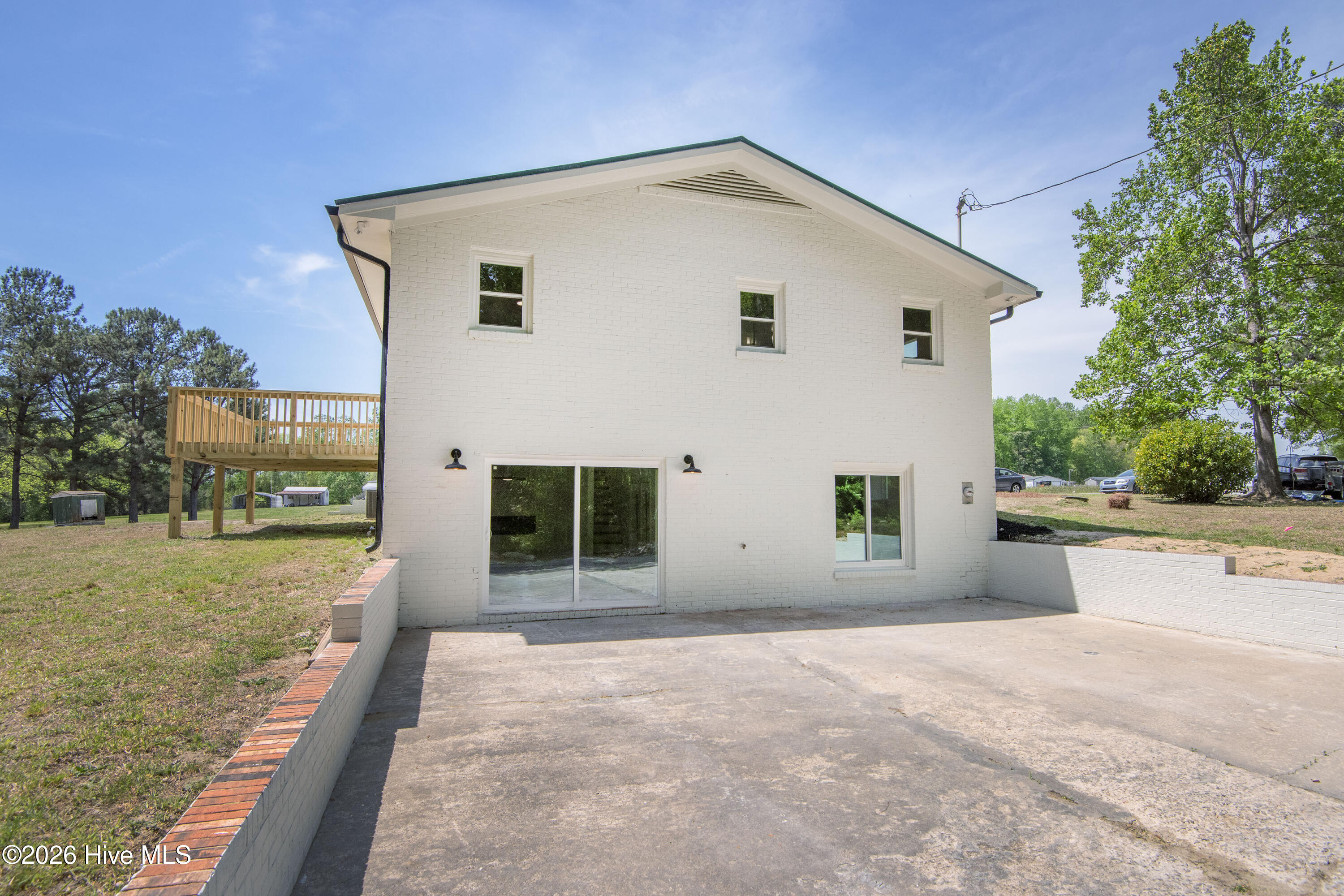 501 Gay Road Zebulon, NC 27597 - Photo 10 of 42 501 Gay Rd