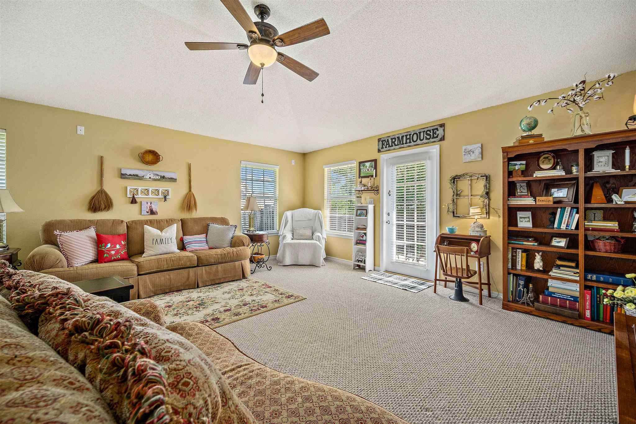 11045 Pontchartrain Loop Daphne, AL 36526 - Photo 4 of 23