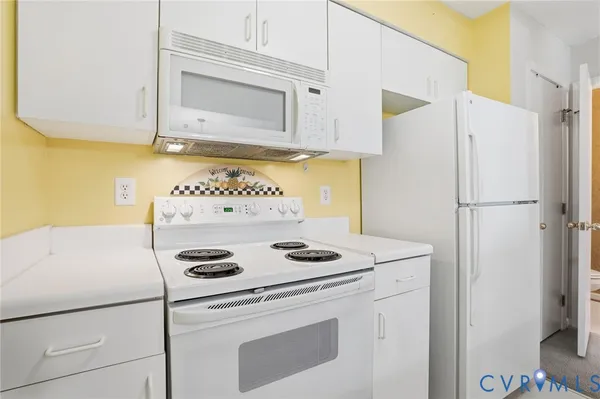 $250,000 | 705 Queens Path, Williamsburg, VA 23185