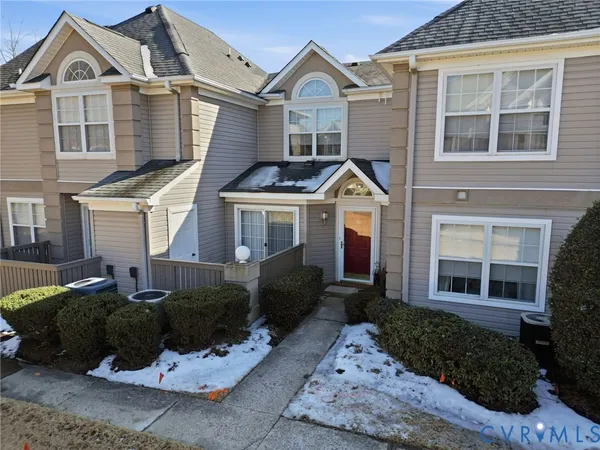 $250,000 | 705 Queens Path, Williamsburg, VA 23185