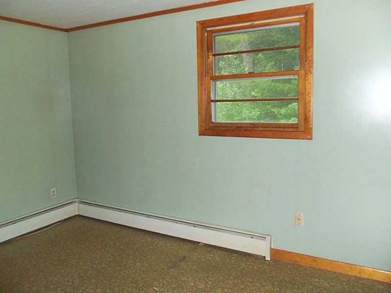 206 Post Road Bowdoin, ME 04287 - Photo 12 of 17 Bedroom.
