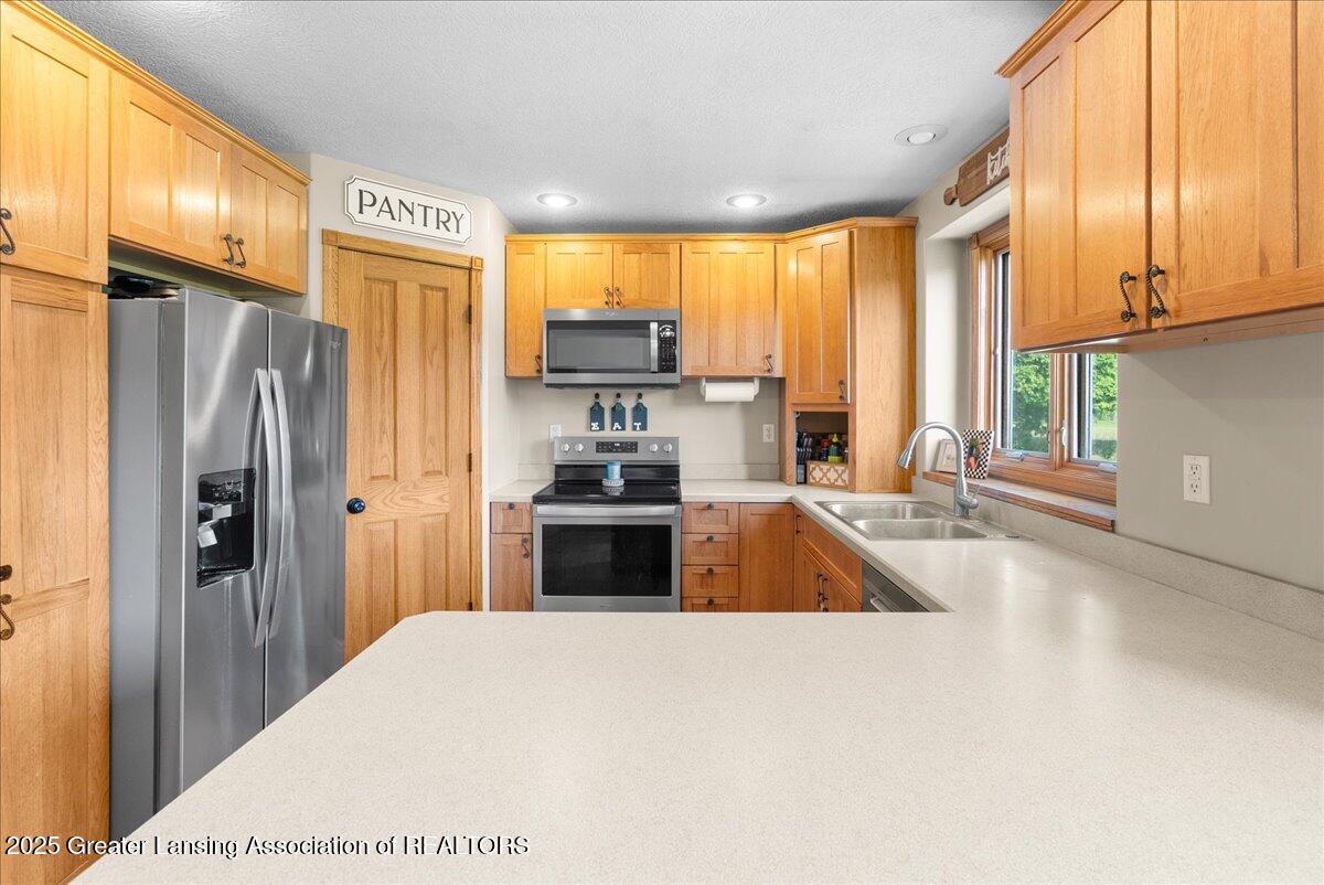4905 Green Road St. Johns, MI 48879 - Photo 27 of 55 27-Media Jett - 35
