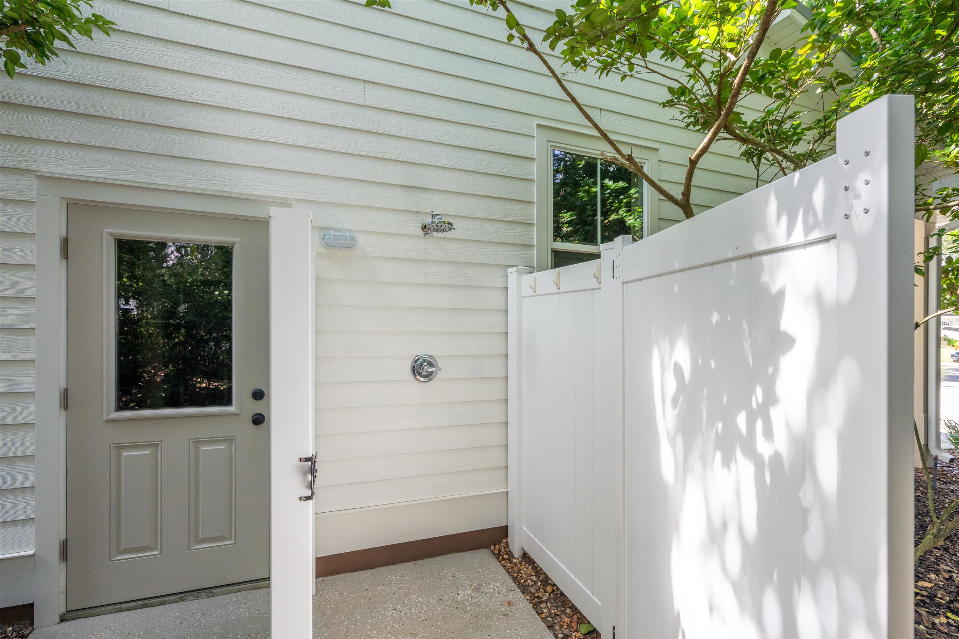 912 Sandy Beach Circle St. Augustine, FL 32080 - Photo 34 of 71 a view of a small space