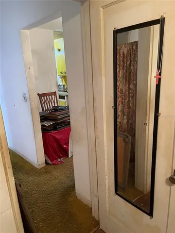 a very nice looking room with many windows