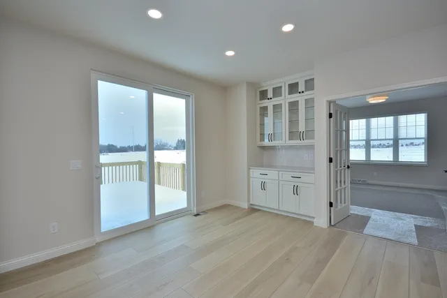 $844,900 | 8211 West Skylark Drive, Mequon, WI 53097