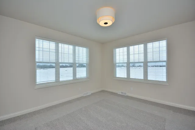 $844,900 | 8211 West Skylark Drive, Mequon, WI 53097