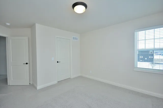 $844,900 | 8211 West Skylark Drive, Mequon, WI 53097