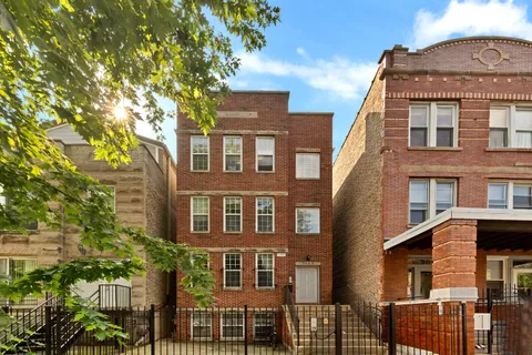 $1,200,000 | 1422 North Maplewood Avenue, Chicago, IL 60622