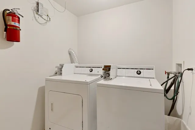 $1,200,000 | 1422 North Maplewood Avenue, Chicago, IL 60622