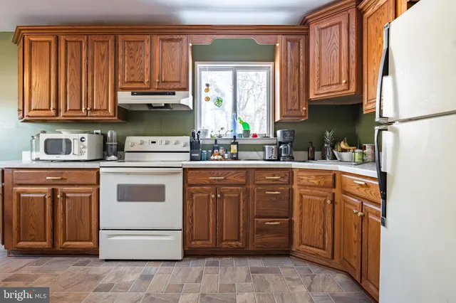 $325,000 | 316 East Collings Drive, Williamstown, NJ 08094