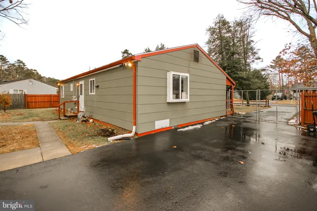 $325,000 | 316 East Collings Drive, Williamstown, NJ 08094