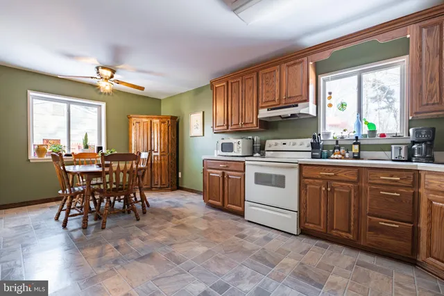 $325,000 | 316 East Collings Drive, Williamstown, NJ 08094