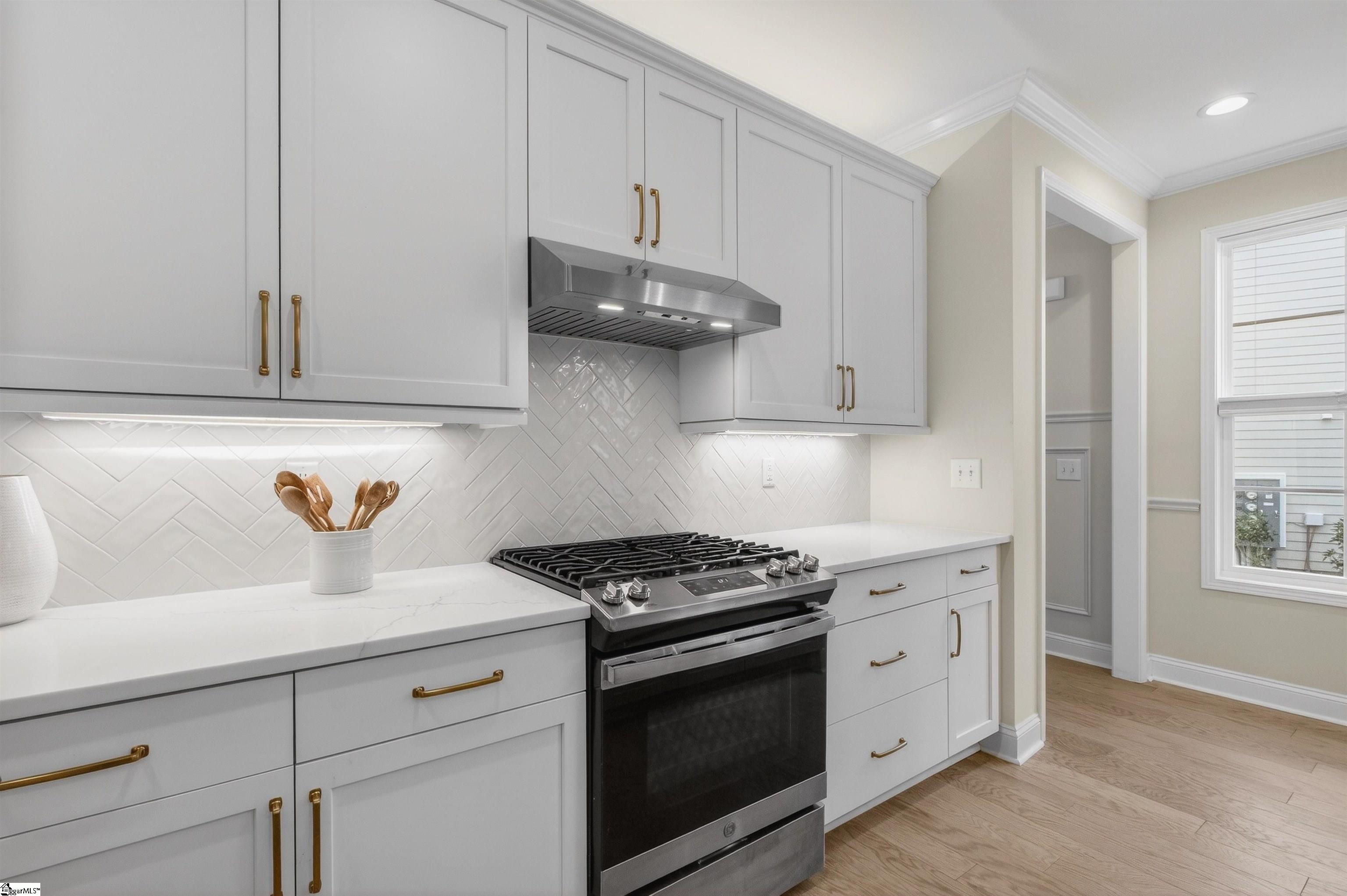 30 Hensley Road Greenville, SC 29607 - Photo 13 of 47