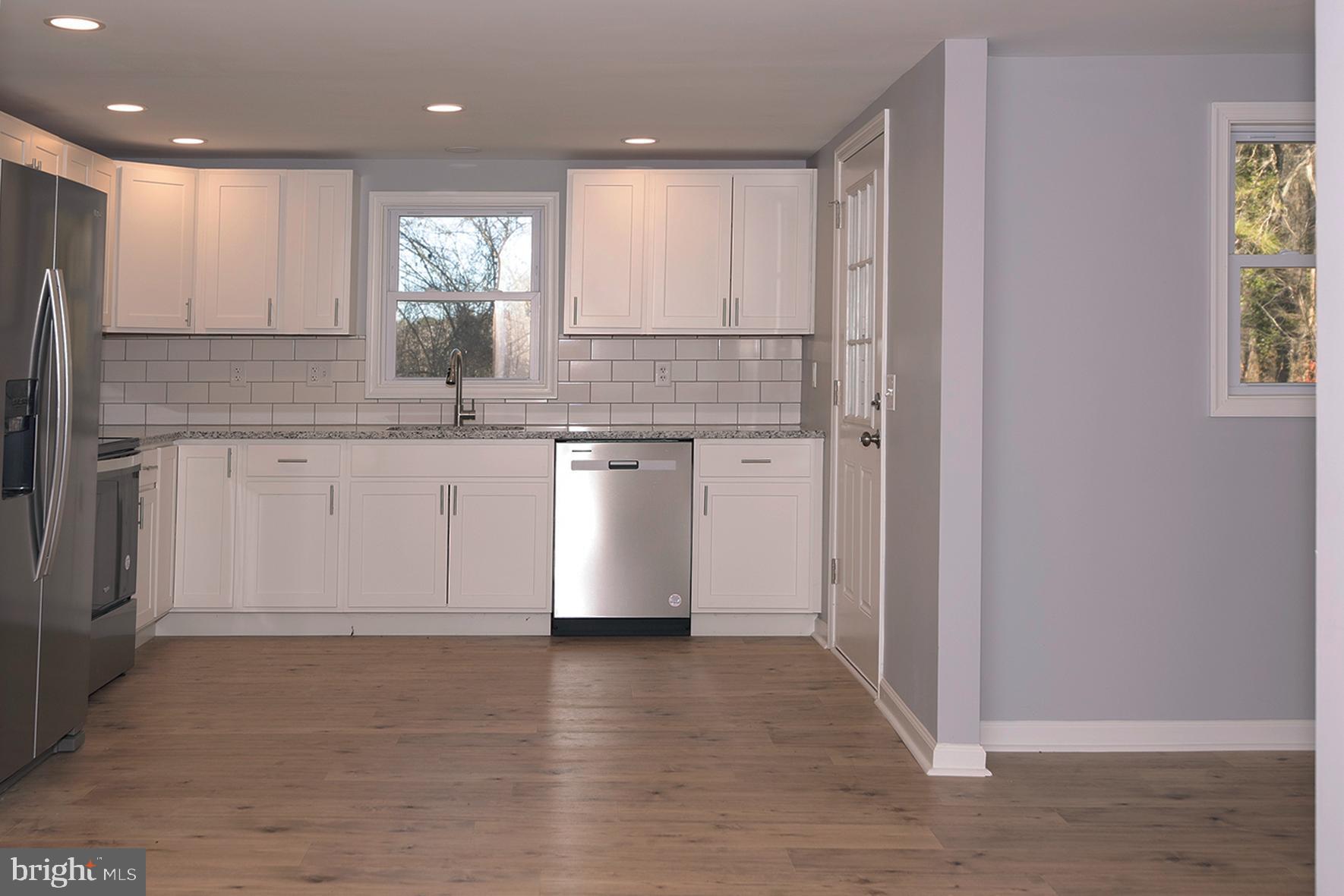 6374 Rock Hall Road Rock Hall, MD 21661 - Photo 8 of 34
