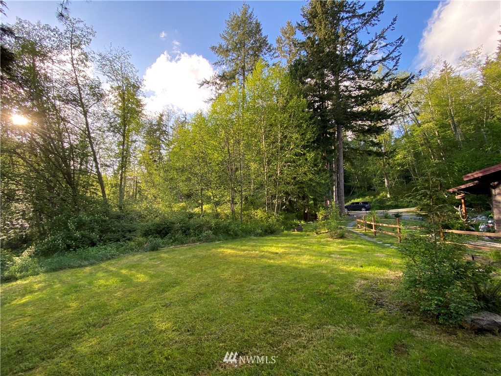 7286 Holst Road Clinton, WA 98236 - Photo 14 of 15 Gallery Image 14