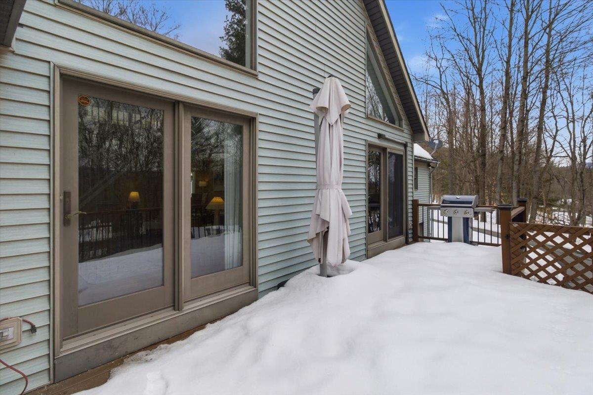 297 Farm Road Arlington, VT 05250 - Photo 25 of 33
