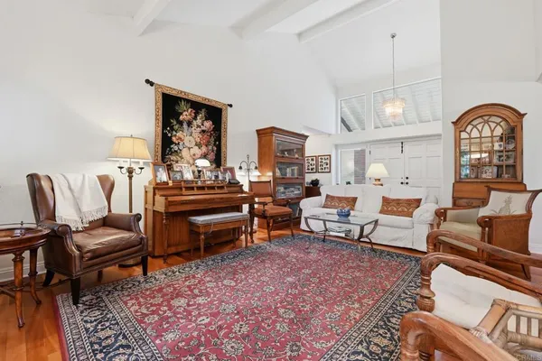 $2,600,000 | 1066 Guildford Court, Encinitas, CA 92024