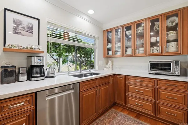 $2,600,000 | 1066 Guildford Court, Encinitas, CA 92024