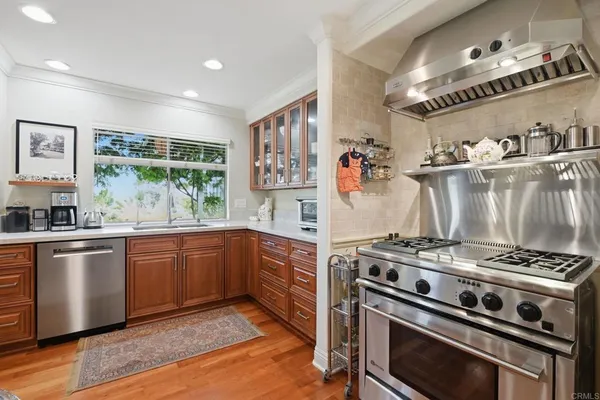$2,600,000 | 1066 Guildford Court, Encinitas, CA 92024