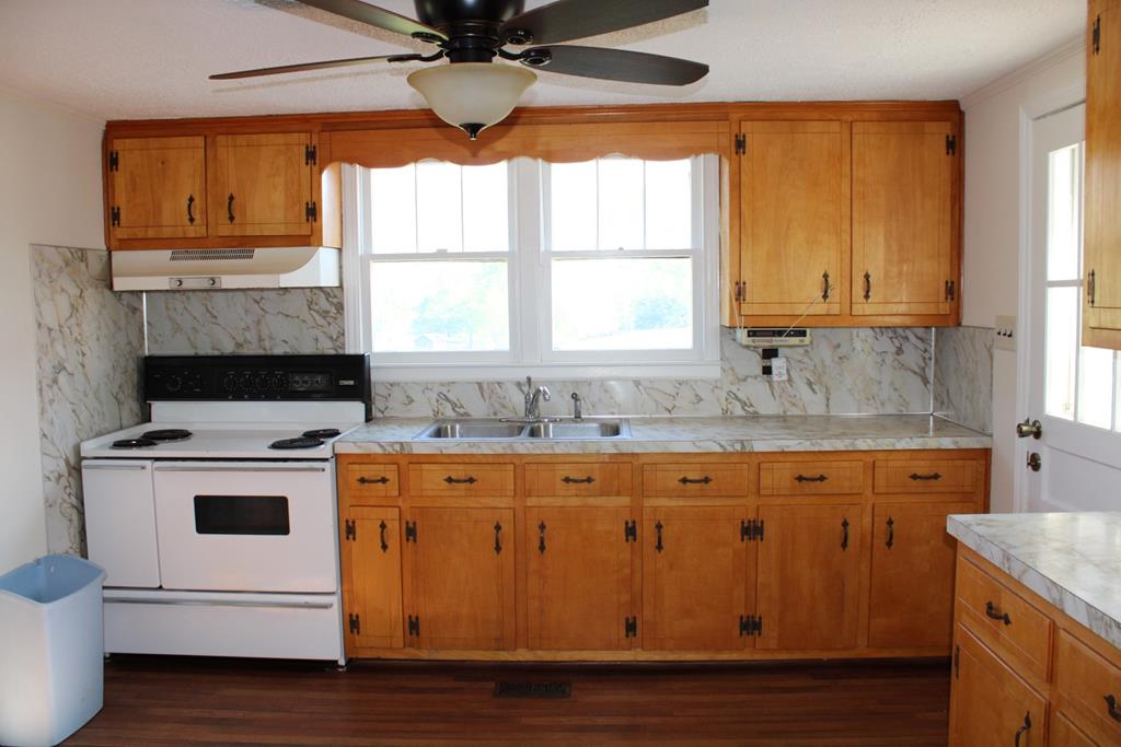794 Sandy Ridge Road Cana, VA 24317 - Photo 18 of 37 Gallery Image 18