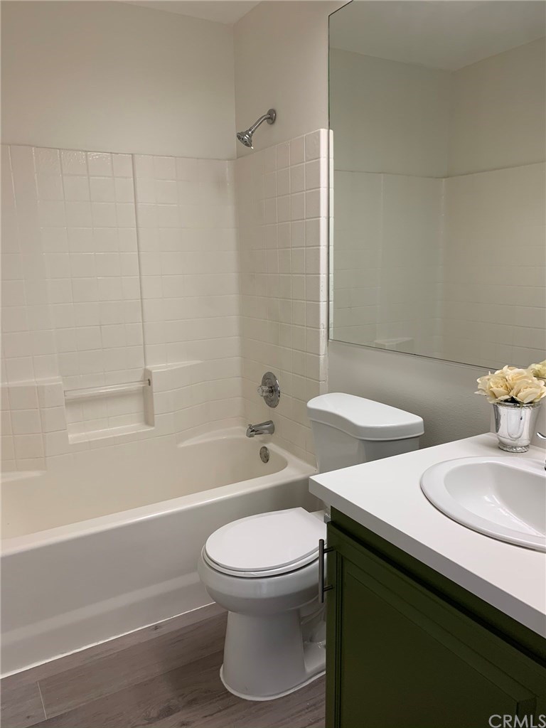 67145 Rango Road Cathedral City, CA 92234 - Photo 22 of 25 guestbath1