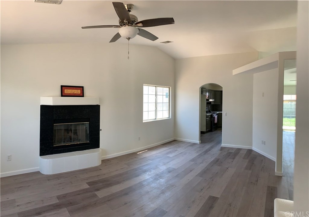 67145 Rango Road Cathedral City, CA 92234 - Photo 5 of 25 Livingroom_1