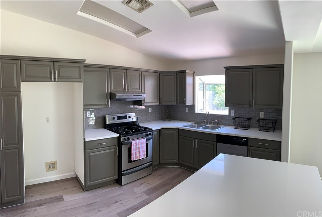 67145 Rango Road Cathedral City, CA 92234 - Photo 9 of 25 kitchen_3