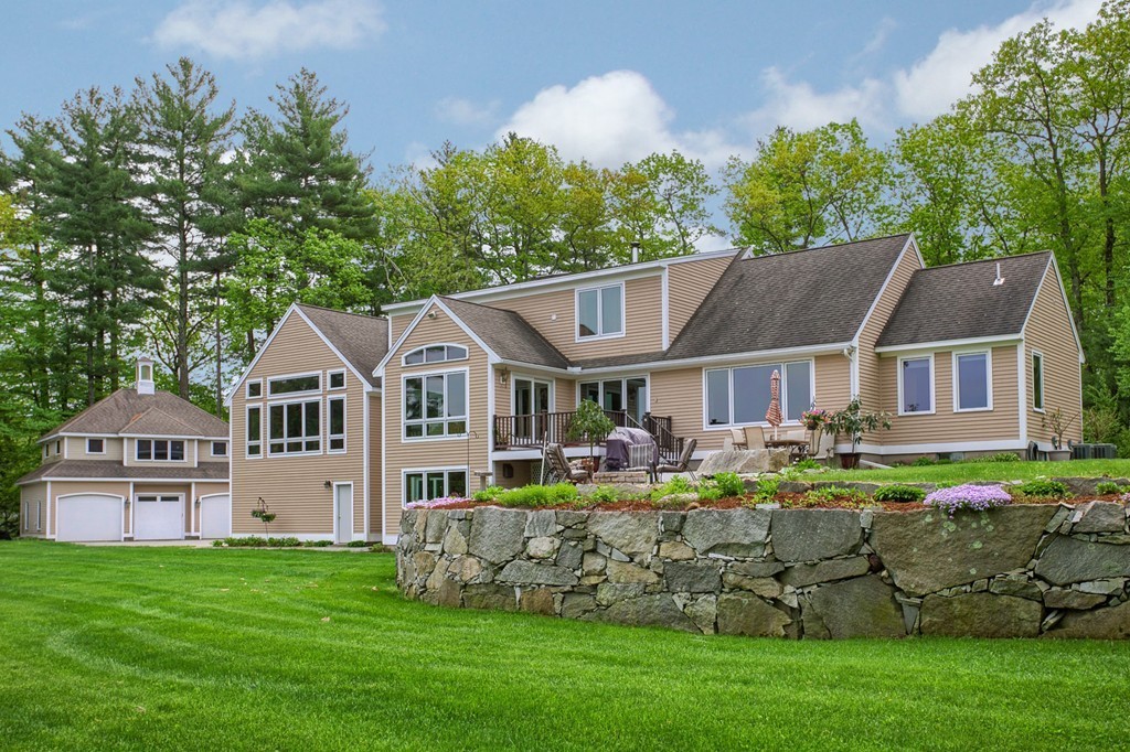 134 Shelters Road Groton, MA 01450 - Photo 3 of 28