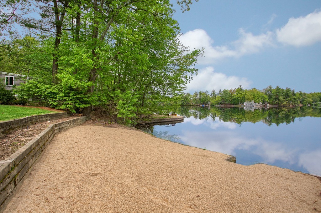 134 Shelters Road Groton, MA 01450 - Photo 4 of 28