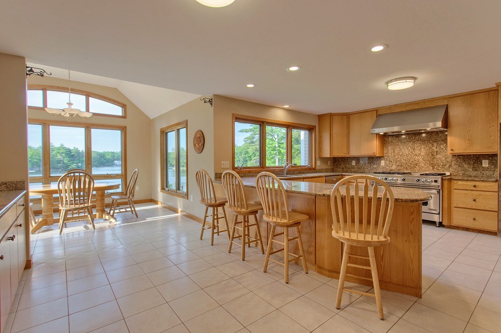 134 Shelters Road Groton, MA 01450 - Photo 6 of 28