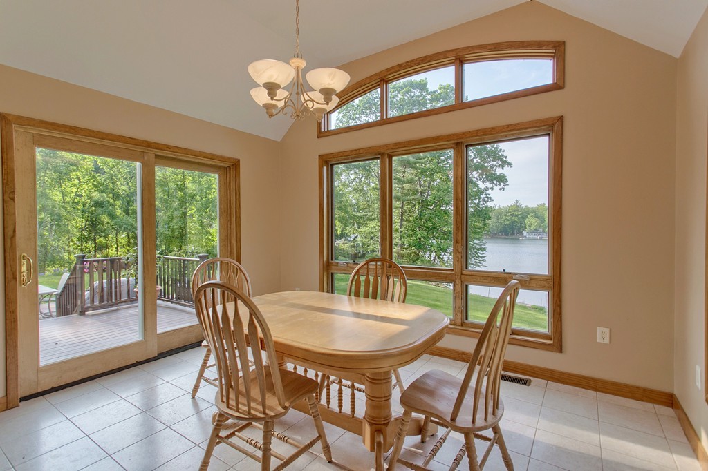 134 Shelters Road Groton, MA 01450 - Photo 9 of 28