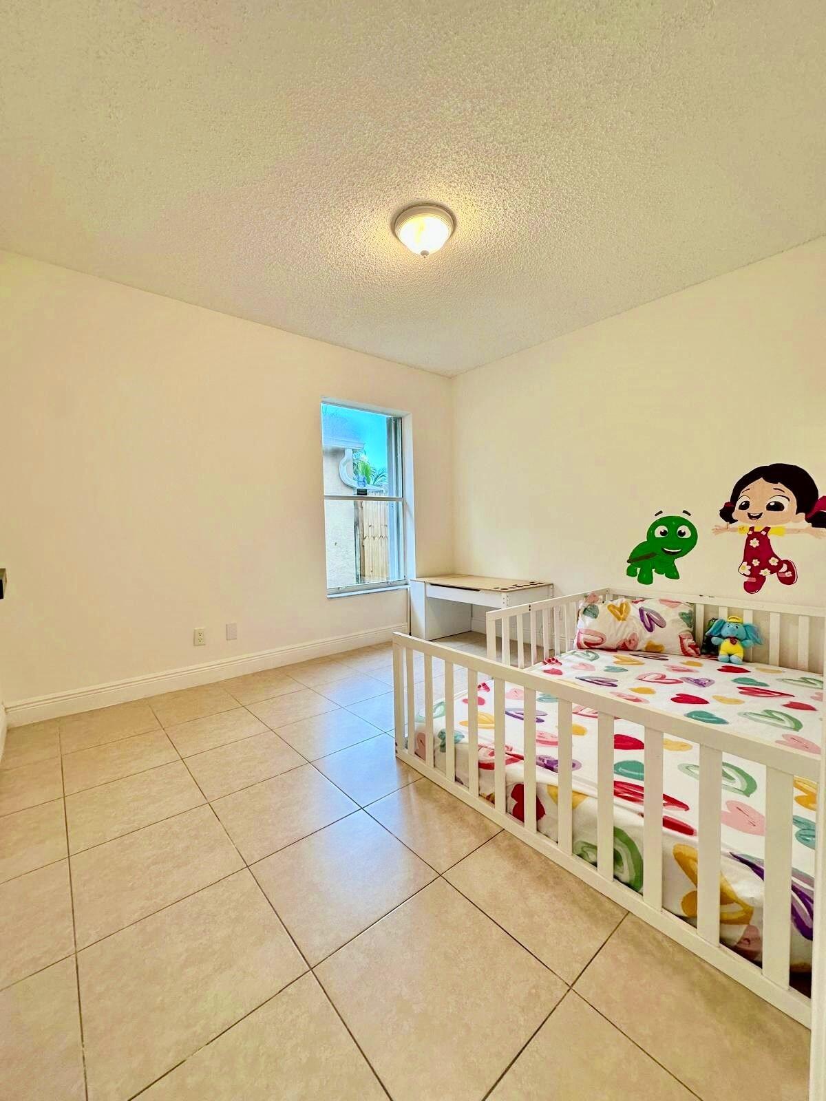 22449 Middletown Drive Boca Raton, FL 33428 - Photo 14 of 22 cocuk odasi1
