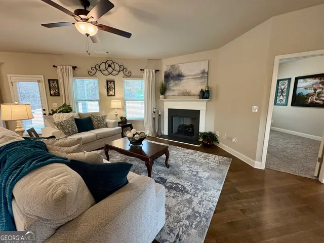 $498,690 | 986 Lakeview Oaks Court, Unit 26B, Grayson, GA 30017