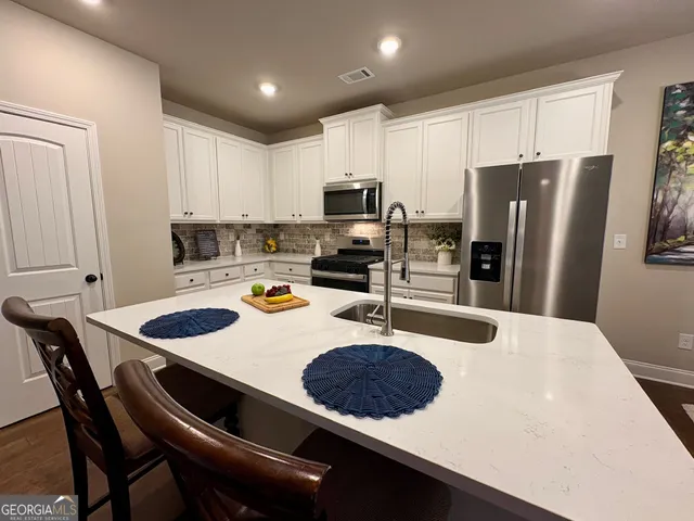 $498,690 | 986 Lakeview Oaks Court, Unit 26B, Grayson, GA 30017