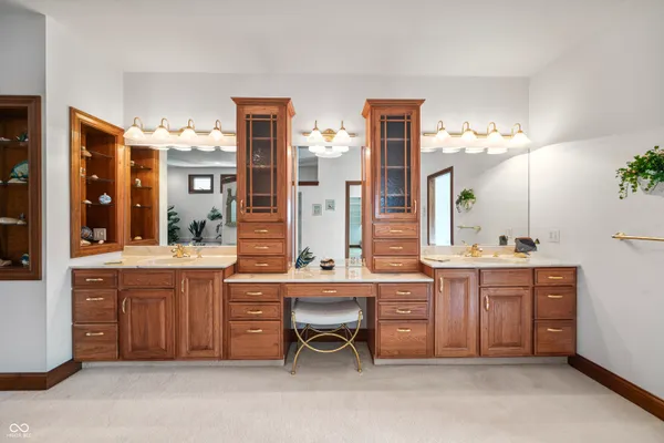 $1,495,000 | 348 Southwest Shoshone Trail, Greensburg, IN 47240