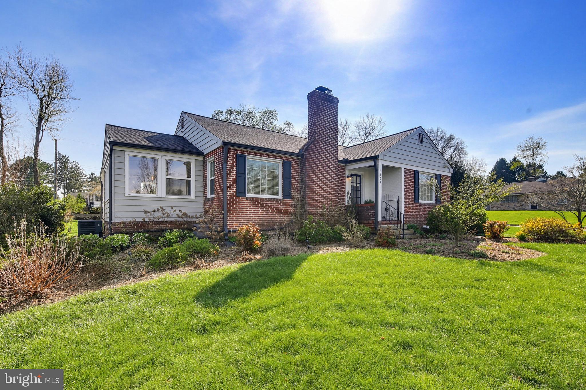 2107 Edmondson Avenue Baltimore, MD 21228 - Photo 2 of 40
