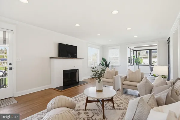 $595,000 | 2107 Edmondson Avenue, Baltimore, MD 21228