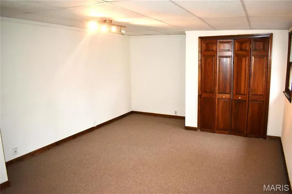 $1,255 | 1413 Milton Road, Alton, IL 62002