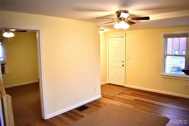 $1,250 | 1413 Milton Road, Alton, IL 62002