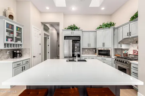 $1,135,000 | 2302 West Hazelhurst Drive, Anthem, AZ 85086