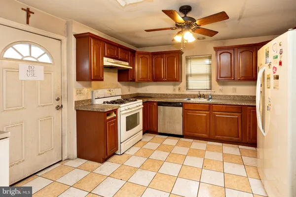 $295,000 | 2703 Union Avenue, Pennsauken, NJ 08109