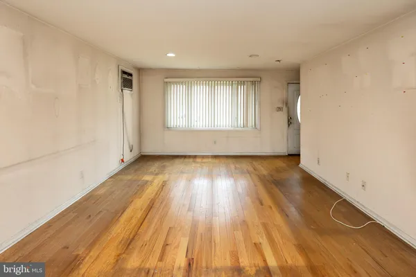 $295,000 | 2703 Union Avenue, Pennsauken, NJ 08109