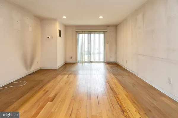 $295,000 | 2703 Union Avenue, Pennsauken, NJ 08109