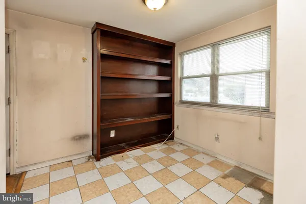 $295,000 | 2703 Union Avenue, Pennsauken, NJ 08109